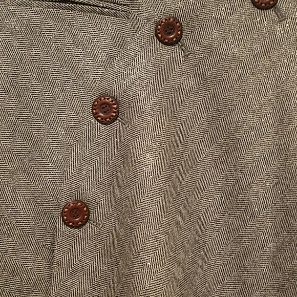 Alexander McQueen - Picture 2 of 2